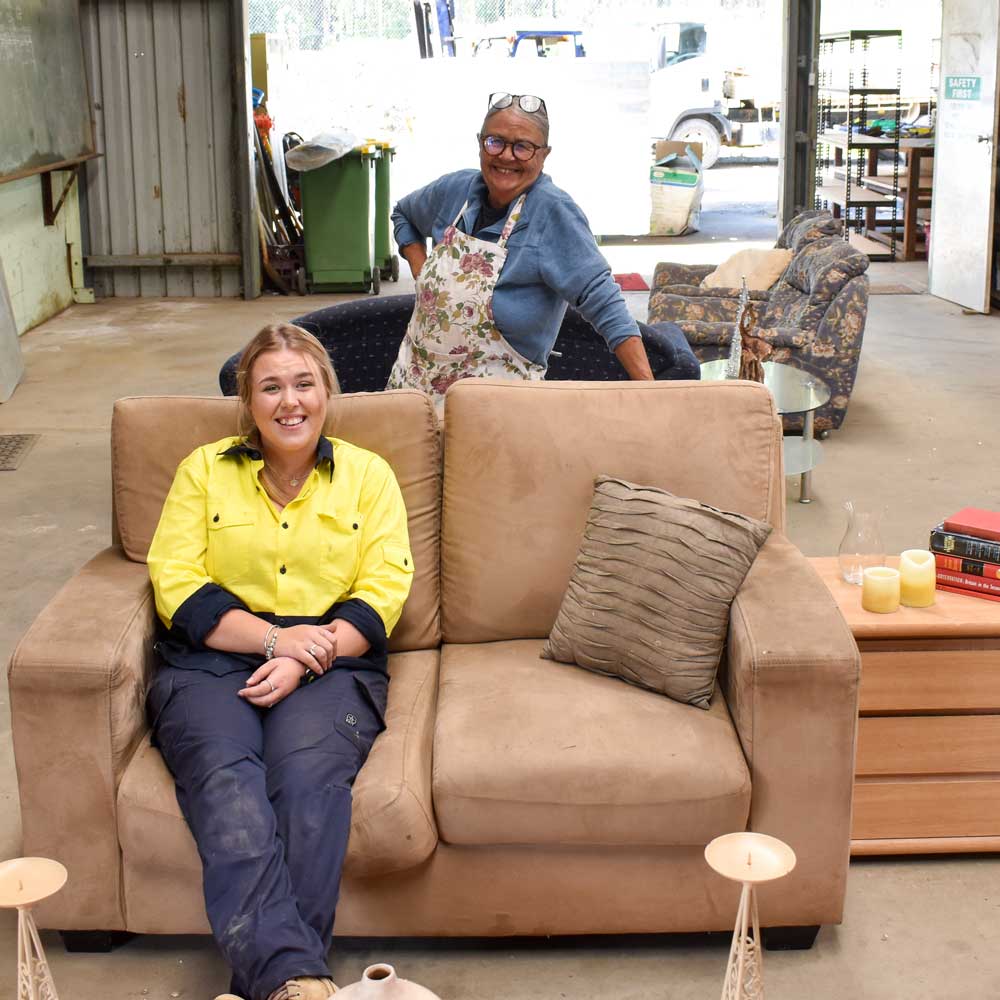 Reviva-Taree-reuse-shop-team