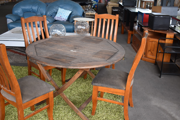 second hand outdoor table